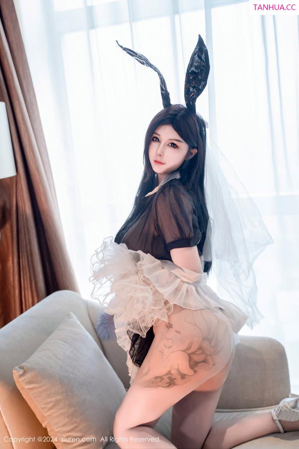   [XiuRen]高清写真图 2024.08.14 No.9010 陈芊儿 丝袜美臀第35张图片